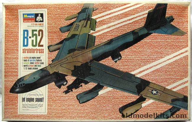 Monogram 1/72 Boeing B-52D Stratrofortress With Jet Sound, PA215 plastic model kit